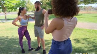 Brazzers – Jog By Threesome Pick Up