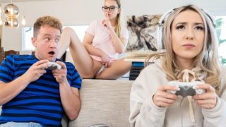 TeensLoveHugeCocks – Heather Honey Hot Nerd Cucks Gamer Girlfriend