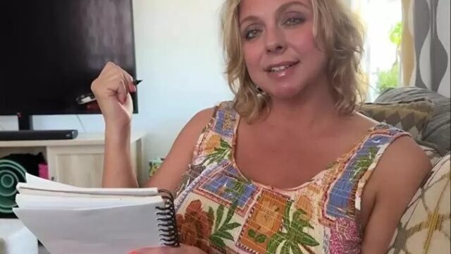 [MomComesFirst] Brianna Beach – The Secret Diary