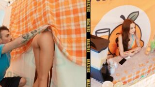(Brazzers) The Big O Orange Stand Nikki Nicole
