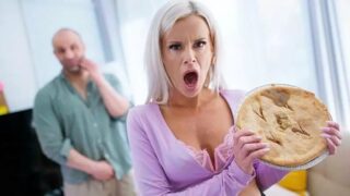 La Petite Ange – Blonde American Tart