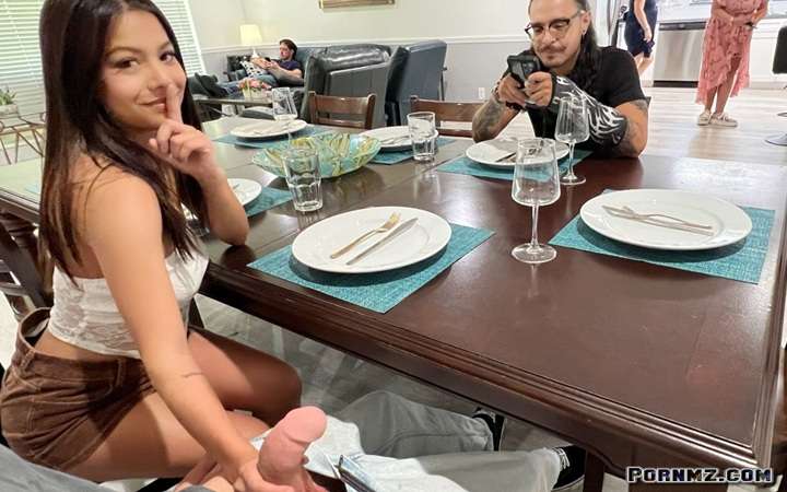 [Mofos] Sneaky Fuck at the In-Laws – Kate Legend